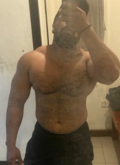 Chamz Fernando - Male escort in Colombo Photo 4 of 4