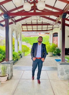 Chanaka Weerasekara - masseur in Kandy Photo 3 of 8