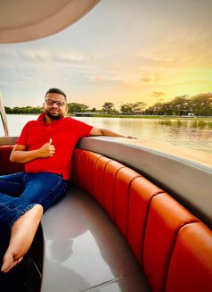 Chanaka Weerasekara - masseur in Kandy Photo 7 of 8