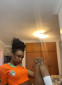 Chancelle - Transsexual escort in Abidjan Photo 9 of 12