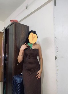 Full Genuine & Blonde Chanchl Escorts - escort in Pune Photo 1 of 2