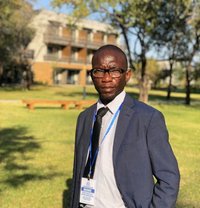 Chandamapalo - Acompañantes masculino in Lusaka