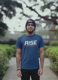 Chandan Singh - Acompañantes masculino in Kolkata Photo 2 of 2