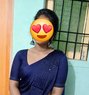 Chandhini tamil girl cam session and RM - escort in Chennai Photo 1 of 7