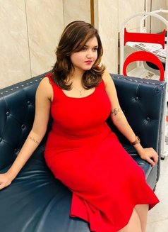 Chandigarh College Girls Aunty's - puta in Chandigarh Photo 3 of 5