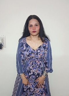 Chandni Singh - escort in New Delhi Photo 1 of 6