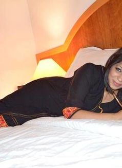 Chandni - escort in Dubai Photo 6 of 6