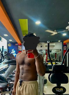 Chandra Kumar - Acompañantes masculino in Vijayawada Photo 1 of 3