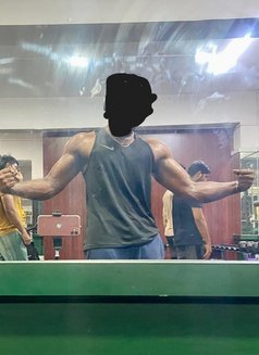 Chandra Kumar - Acompañantes masculino in Vijayawada Photo 2 of 3