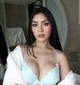 Chandria - escort in Mauritius Photo 1 of 7