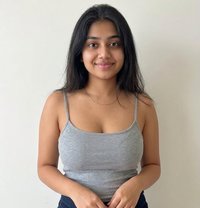 Chandrika Doorstep Incall Hot Services - puta in Surat