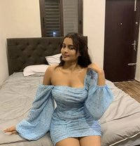Chandrika Roy - puta in Candolim, Goa