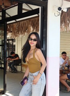 Chanel - puta in Manila Photo 19 of 19