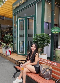 Chanel - puta in Singapore Photo 25 of 25