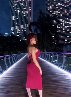 CHANEL FOXX Mixed Black White Euro - escort in Singapore Photo 14 of 16