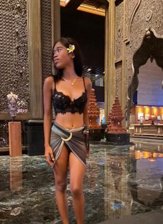 Chanel - puta in Bali Photo 2 of 11