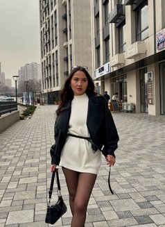 Chanel - escort in Dubai Photo 8 of 9