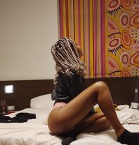 Chanel - escort in Beirut