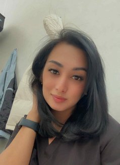 Chanelle - Transsexual escort in Dubai Photo 17 of 19