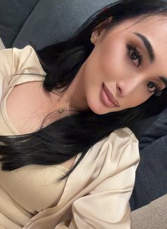Goddess_CC - Acompañantes transexual in Dubai Photo 5 of 8