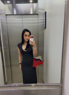 Goddess_CC - Acompañantes transexual in Dubai Photo 7 of 8
