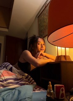 Chaneol - Transsexual escort in Bangalore Photo 2 of 4