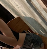 Chanez Sexy Escort 21ans - puta in Algiers
