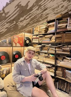 CHANG🇨🇳 - Male escort in Makati City Photo 2 of 9