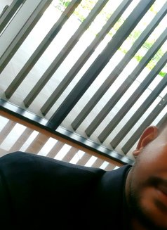 Chanl - Dominador masculino in Colombo Photo 1 of 1