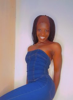 Chantel - escort in Nairobi Photo 3 of 5