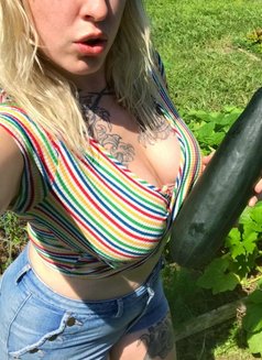 Chantelle Verified Domina Faro - dominatrix in London, Ontario Photo 6 of 17