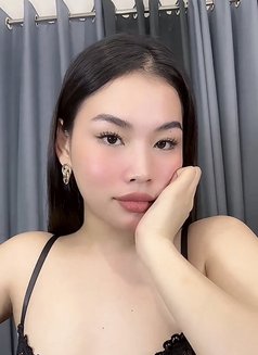 Chantii - Transsexual escort in Makati City Photo 14 of 16