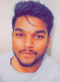Charismatic - Unforgettable - Male escort in Mumbai Photo 4 of 4