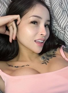 Charlene - escort in Mumbai Photo 7 of 9
