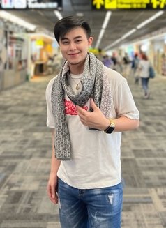 Charles Xsavior - Male escort in Kuala Lumpur Photo 17 of 21