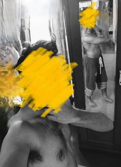 Charlie Escorts: Kolkata for Fem/couples - Male escort in Kolkata Photo 1 of 3