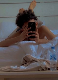 Charlie - Male escort in Dubai Photo 2 of 4