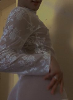 Charlie - Male escort in Dubai Photo 3 of 4