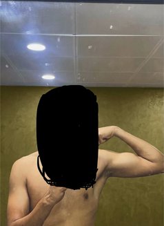 Charlie - Male escort in Gurgaon Photo 1 of 3