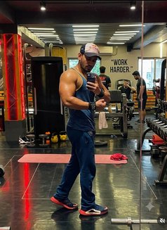 Charlie - Male escort in Kolkata Photo 11 of 17