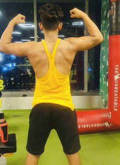 Charlie - Male escort in Kolkata Photo 12 of 17