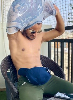 Charlie - Male escort in Kolkata Photo 16 of 17