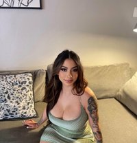 Charlotte - escort in Cairo