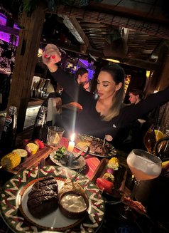 Charlotte - escort in Mauritius Photo 12 of 14