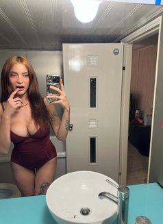 Charlotte - escort in Taipei Photo 15 of 16
