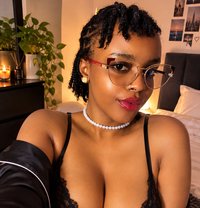 Charlotte - escort in Nairobi