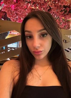 Charlotte Rodriguez - Dominadora in Dubai Photo 1 of 6
