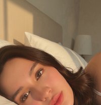 Charm - escort in Singapore