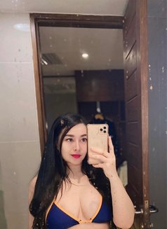 Charm - escort in Hong Kong Photo 7 of 10