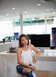 Charm Good Girlfriend experience - escort in Bangkok Photo 2 of 10